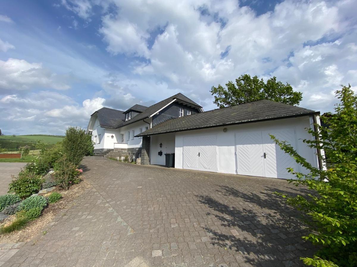 Villa Vahl Schmallenberg Exterior foto